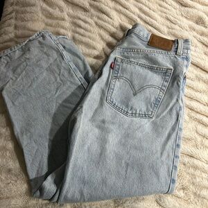 Levi's Classic Light Blue Straight Jeans